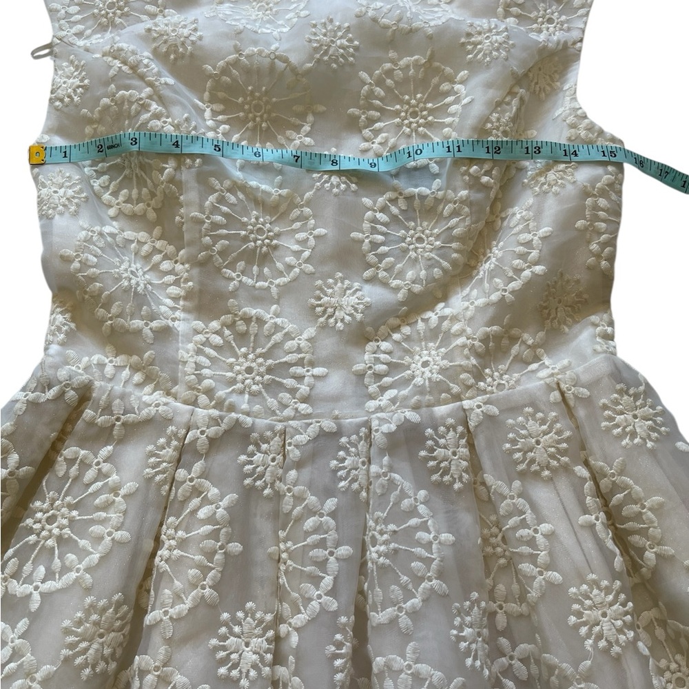 Topshop Textured Floral Embroidered Ivory Mini/Midi Dress Size 6 - Picture 6 of 14
